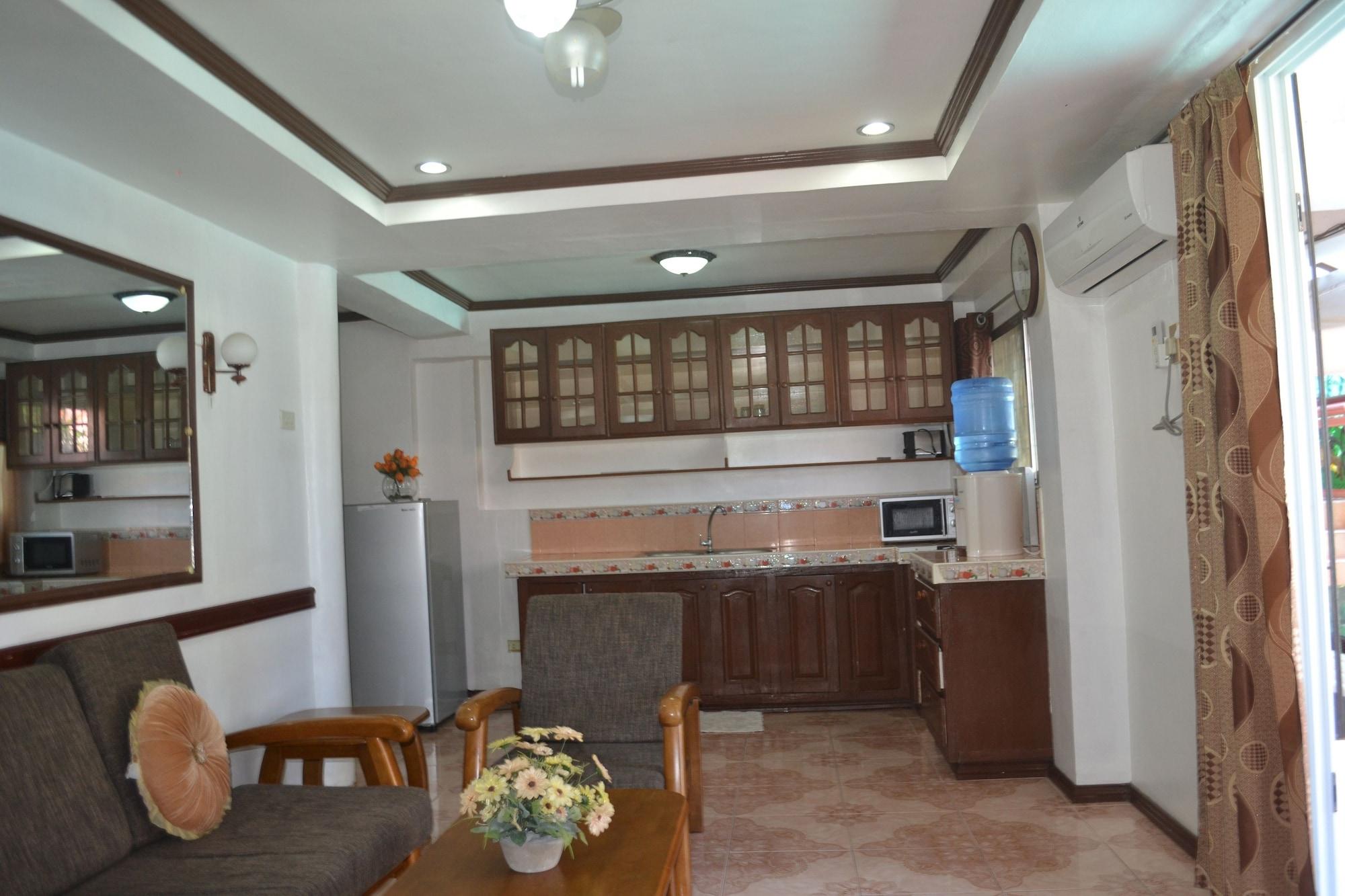Villa Prescilla Dumaguete City Екстериор снимка