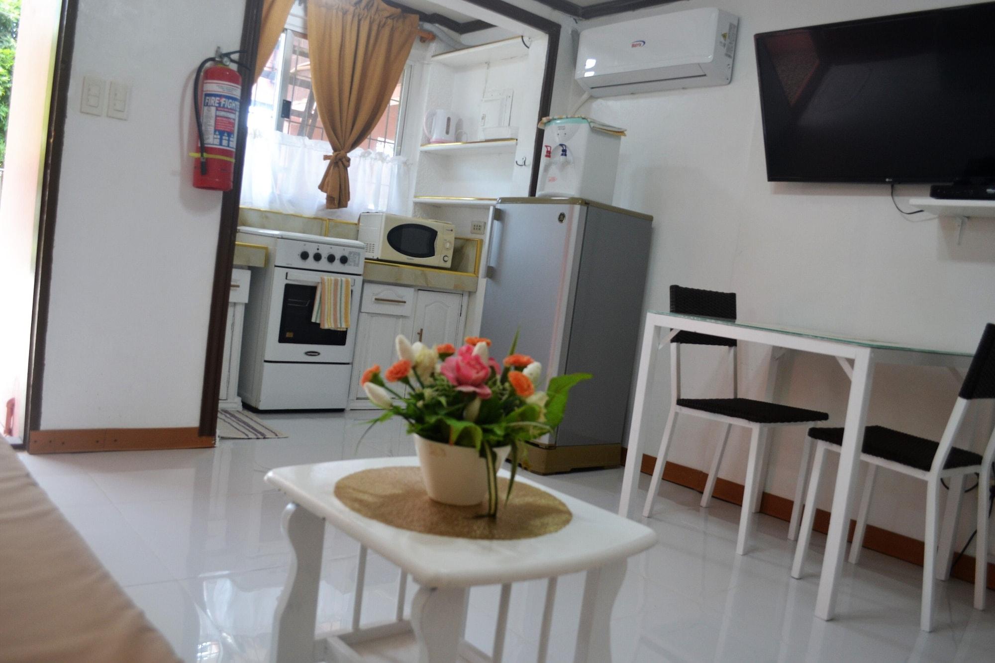 Villa Prescilla Dumaguete City Екстериор снимка
